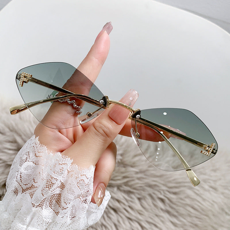 Damen Cat-Eye Design Sonnenbrille mit eleganten Akzenten Brehn