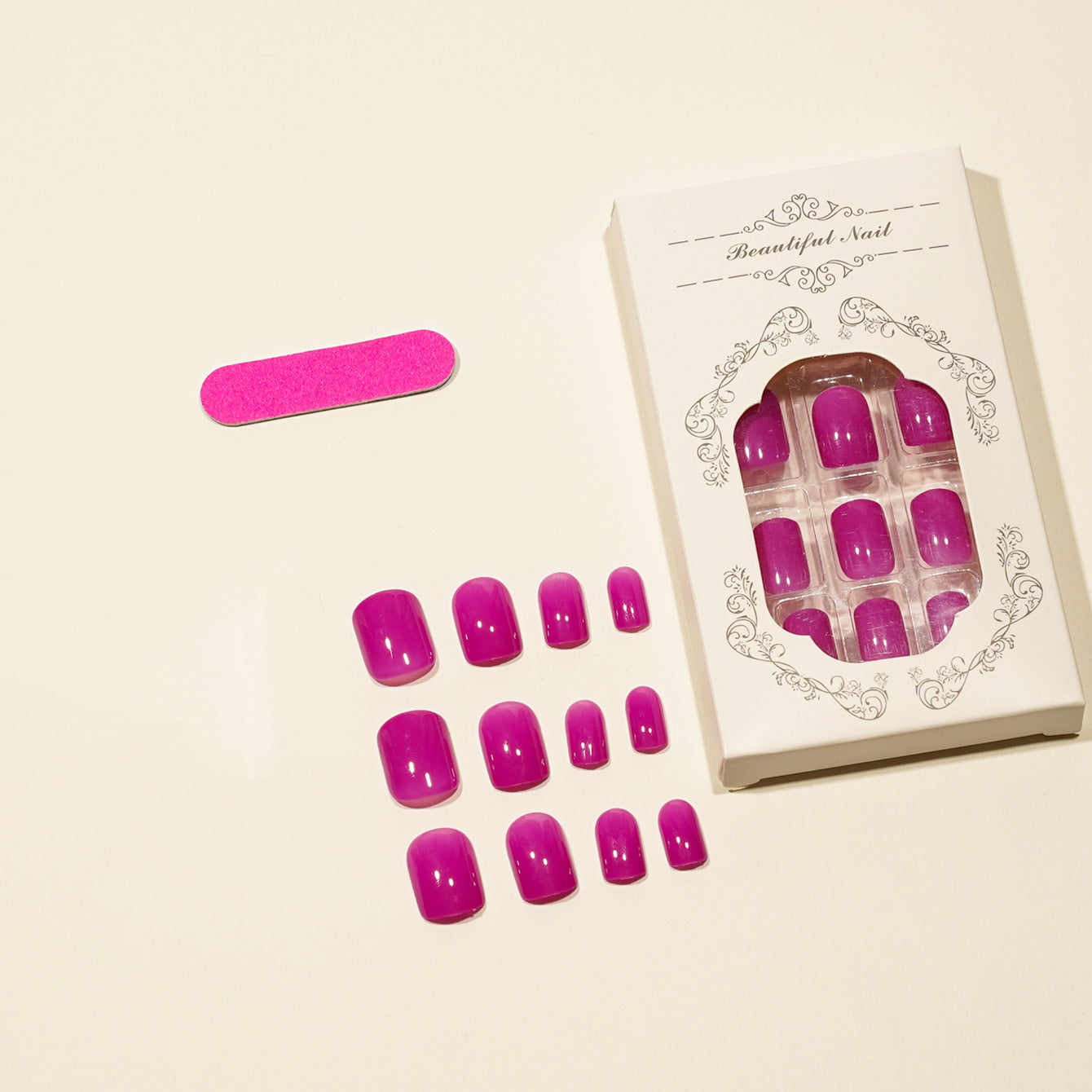 Glänzende Press-On-Nagelspitzen-Kollektion Brehn