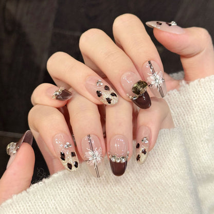 Künstlerisches Schmuck-beschmücktes Press-On Nagelset