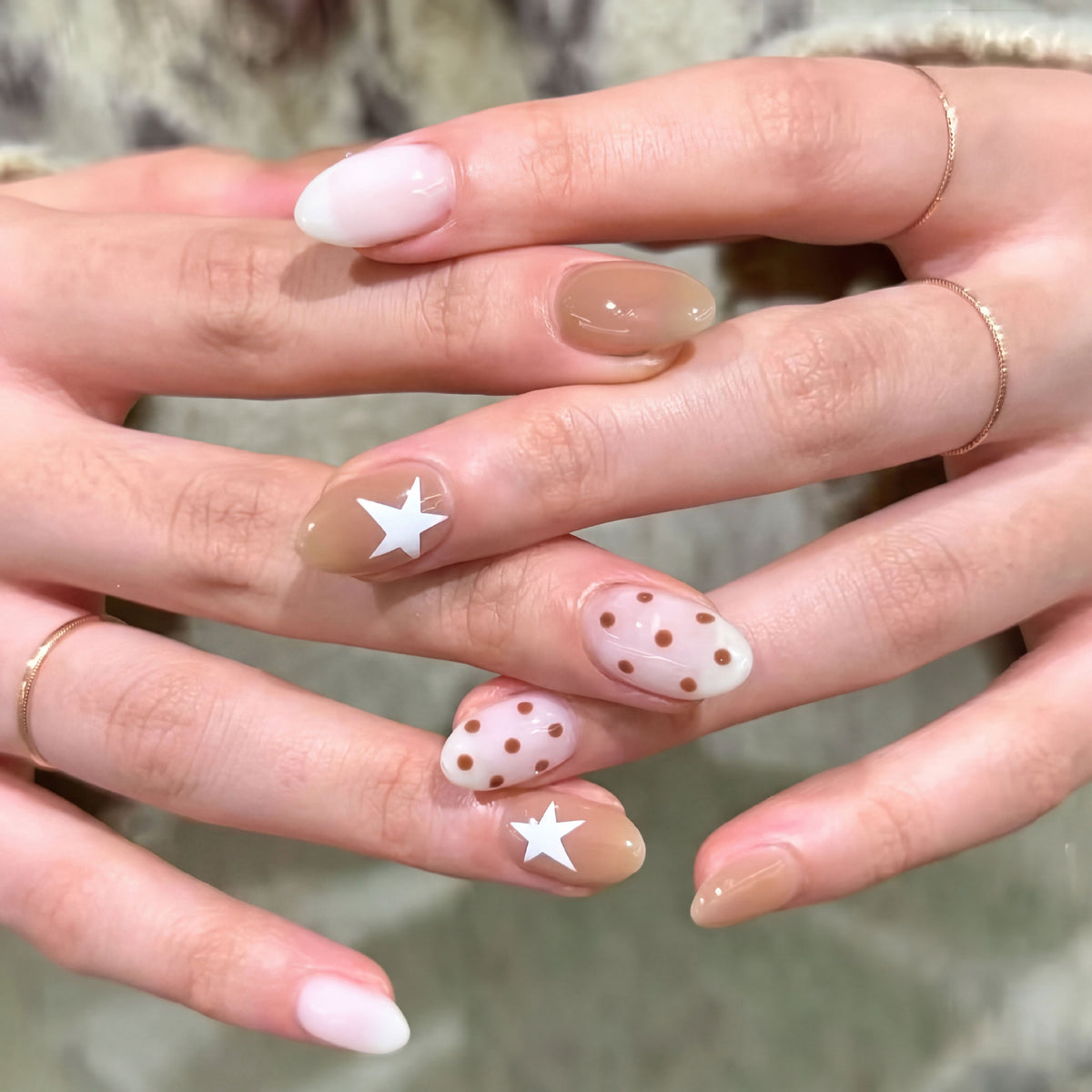Künstlerisches Stern- und Punkt-Nagelkunst-Set