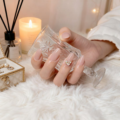 Kunstnagelset mit elegantem Perlendesign und hochglänzender Oberfläche Brehn