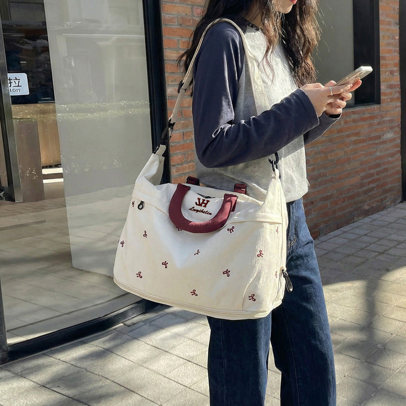 Bestickte Reise-Holdall Brehn