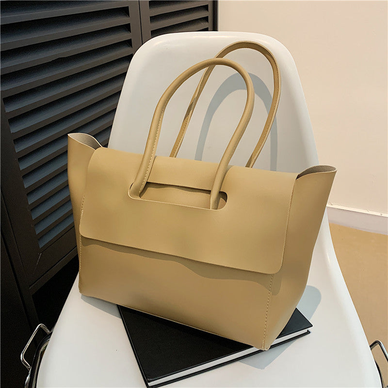 Moderne Minimalistische Schultertasche Brehn