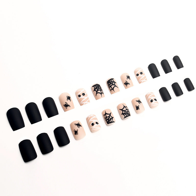 Kunstnagelset mit einzigartigen Mustern Brehn