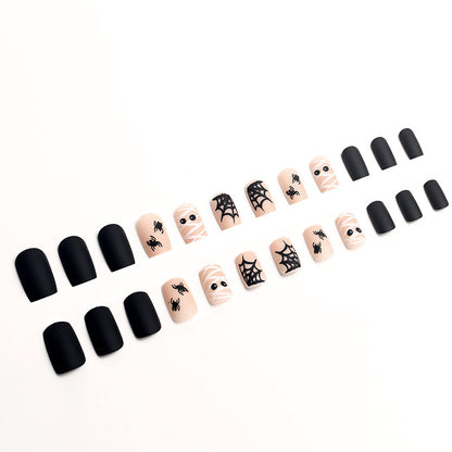 Kunstnagelset mit einzigartigen Mustern Brehn