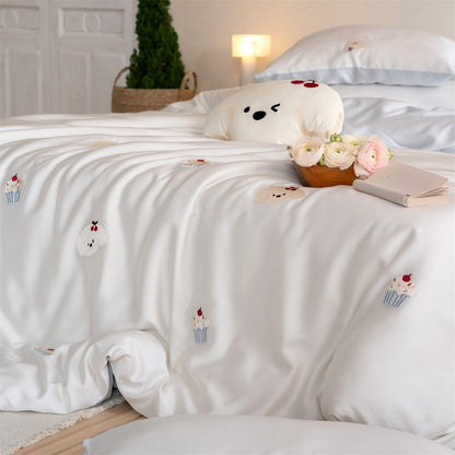 Satin-Bettwäsche-Set mit feinen Ballon- und Tierstickereien
