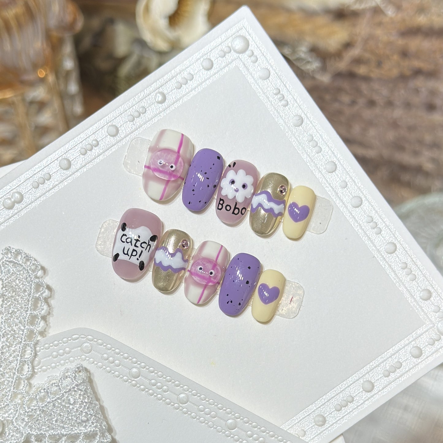 Verspieltes, cartoon-themed Press-On Nail Art Set Brehn