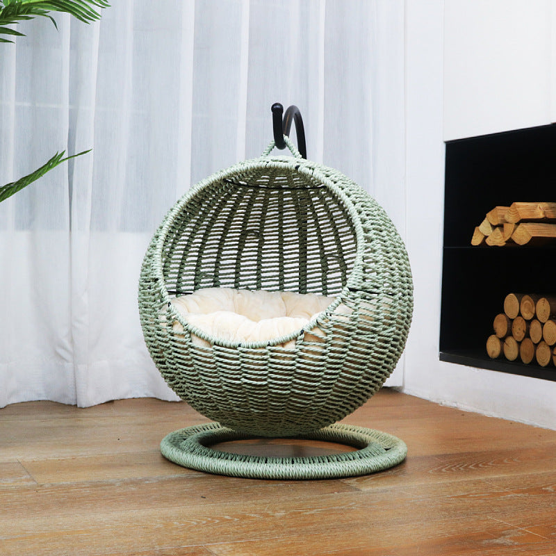 Bequemer Hängesessel aus Rattan Brehn