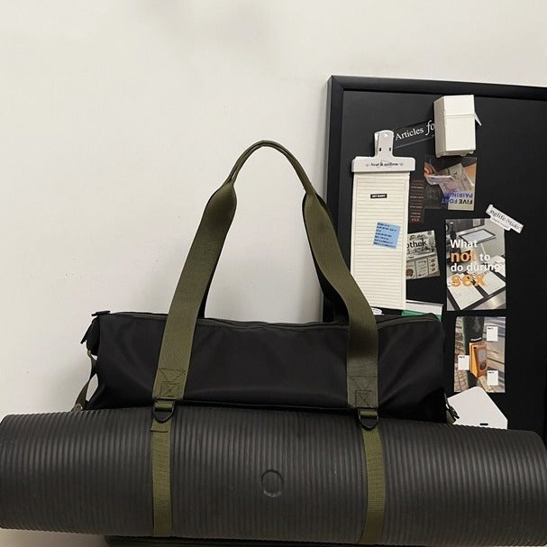 Geräumige Sport- und Reisetasche mit Wasserabweisendem Material Brehn