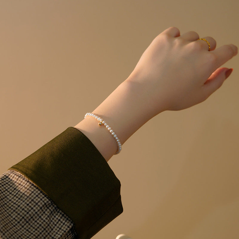 Perlenarmband mit Feinem Goldakzent Brehn