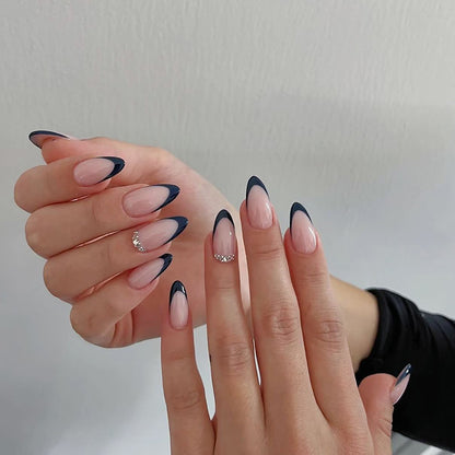 Elegante Stiletto Press-On-Nagelspitzen Brehn