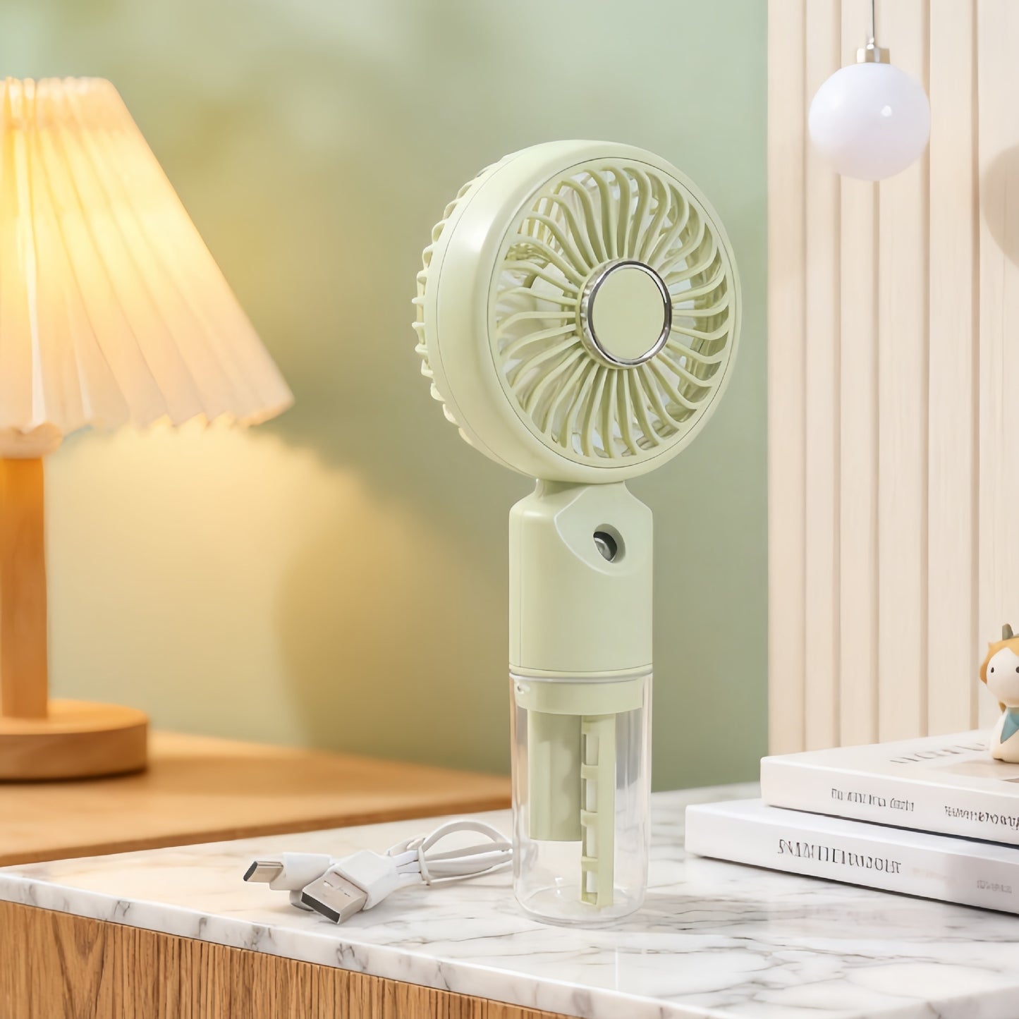Damen Tragbarer Sprühventilator mit USB-Anschluss und innovativem Design Brehn