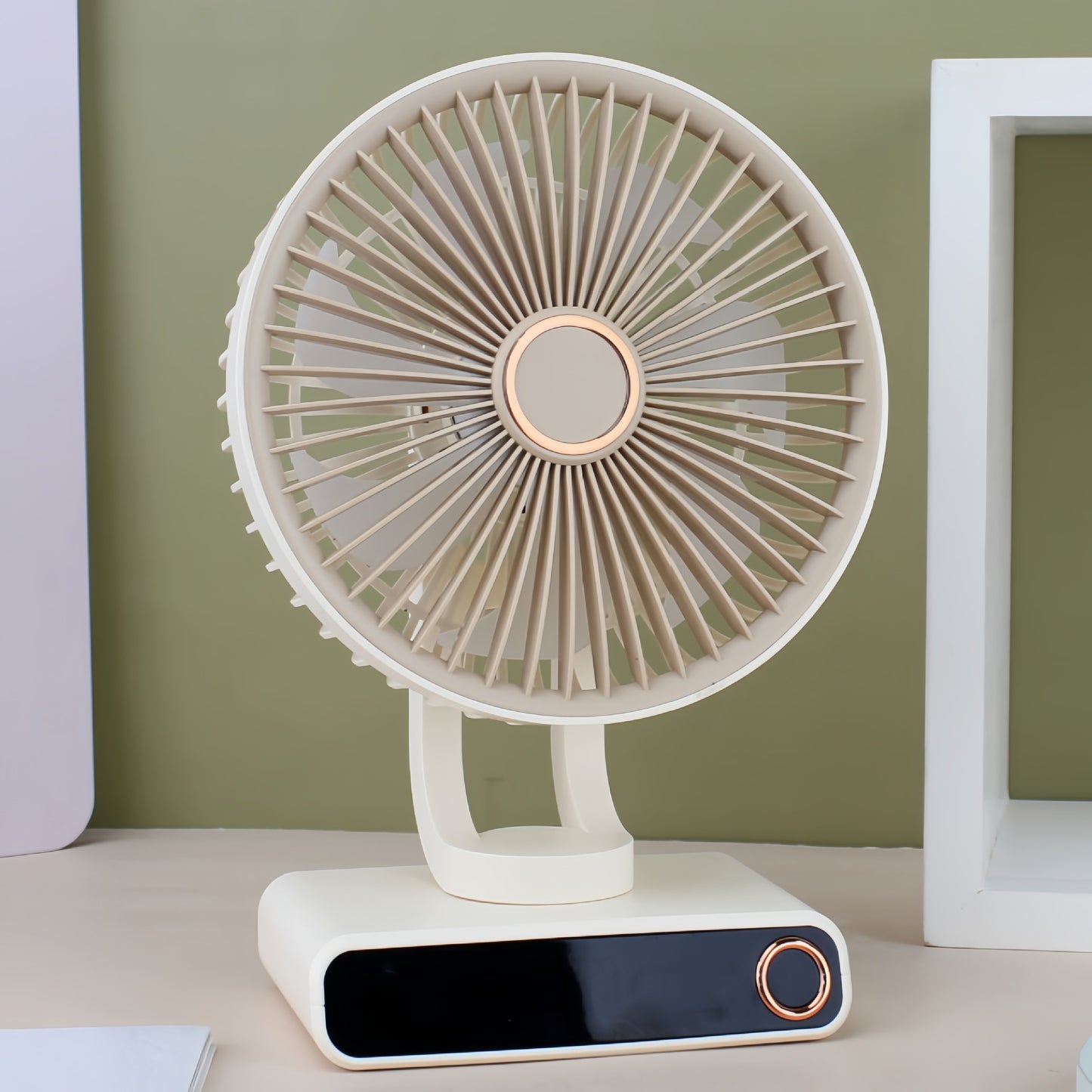 Damen Tragbarer Tischventilator im modernen und kompakten Design Brehn