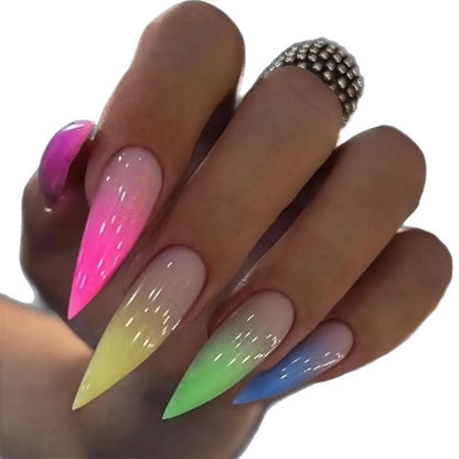Spitze Stiletto-Nagelverstärkungen Brehn
