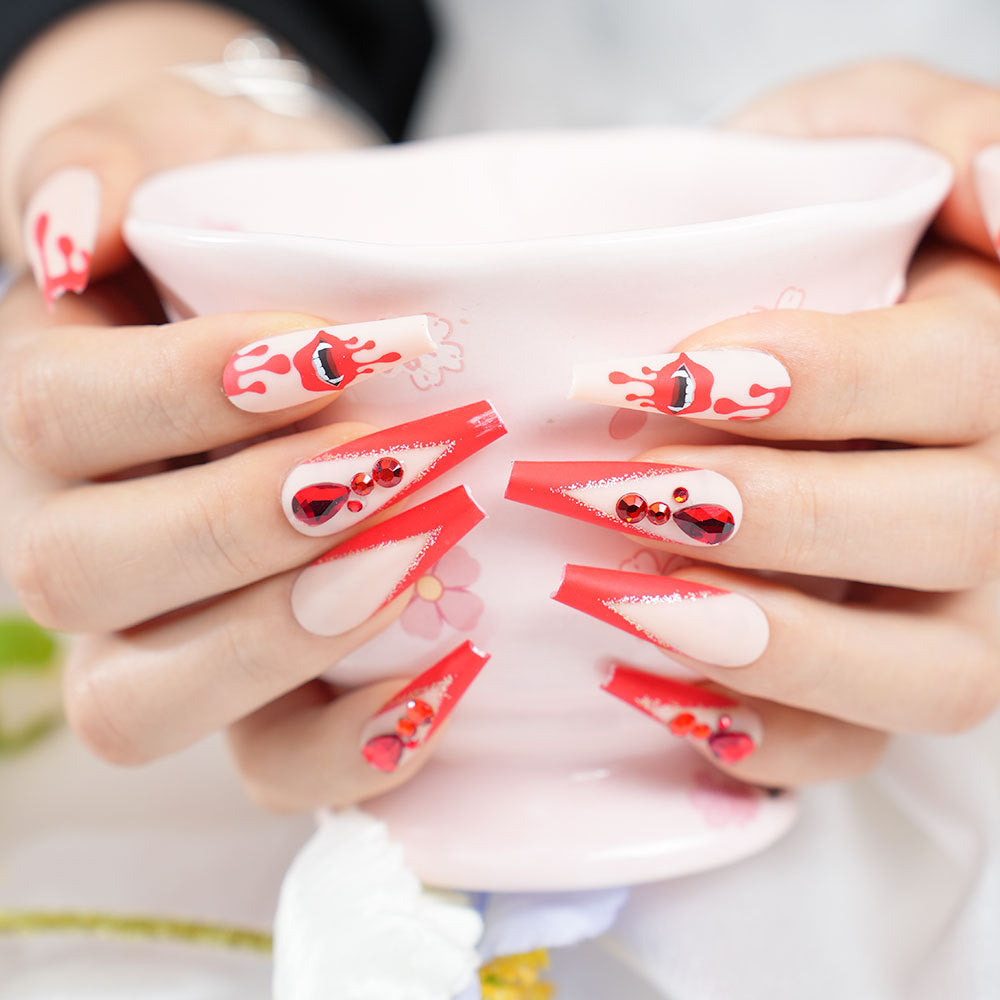 Künstlerisches Stiletto Press-On Nagelset mit Strass Brehn