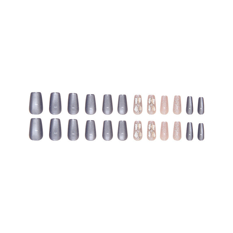 Glamouröse mit Kristallen verzierte Press-On Nagelspitzen Brehn
