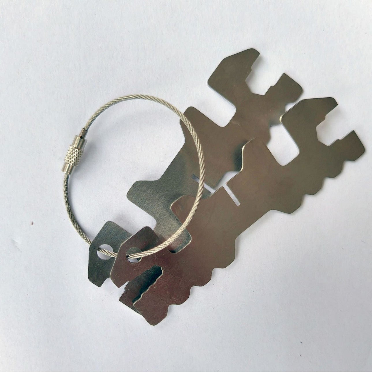 Edelstahl flach Schlüssel Multi-Tool Organizer mit geflochtenem Kabelschlaufe Brehn