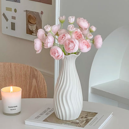 Lebensechter rosa Rosenstrauß