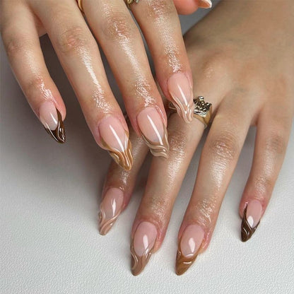 Kunstnagelset mit elegantem Marmormuster und Glanzfinish Brehn
