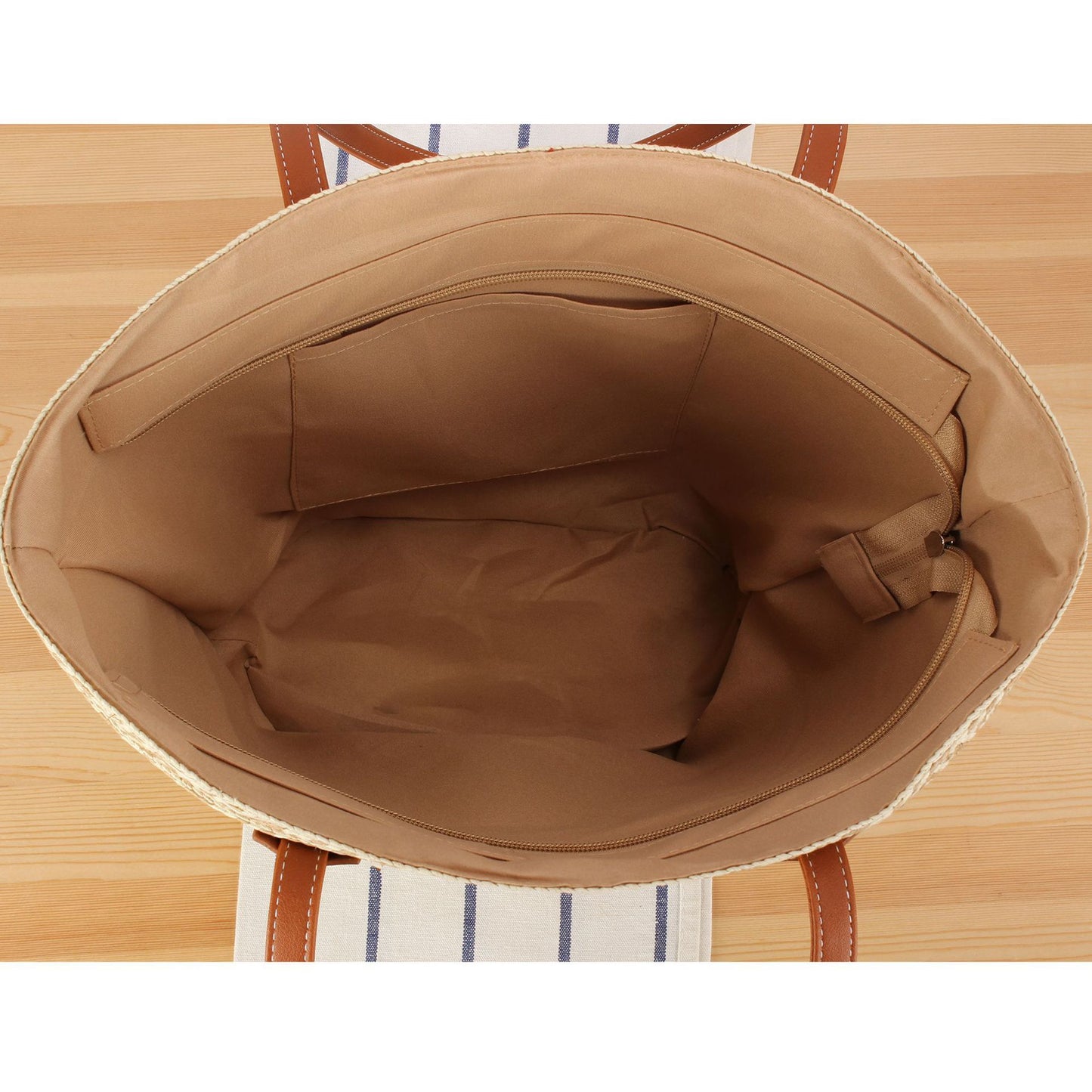 Designer-Strohtasche mit Kontrastierendem Muster und Eleganten Ledergriffen Brehn