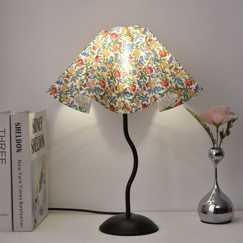 Elegante Wohnakzent Tischlampe