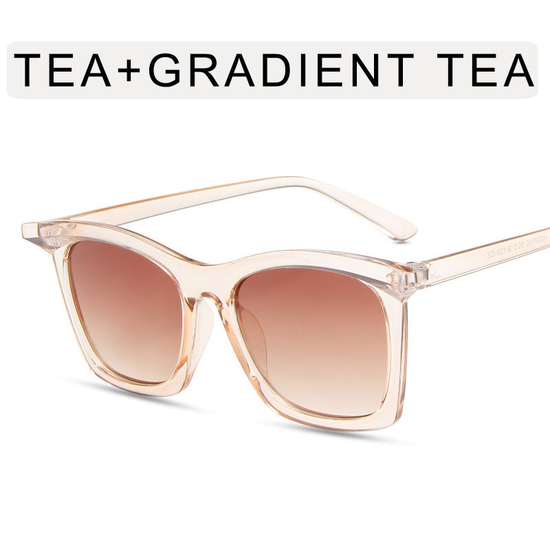 Damen Cat-Eye Sonnenbrille mit gradienten Gläsern und transparentem Rahmendesign Brehn