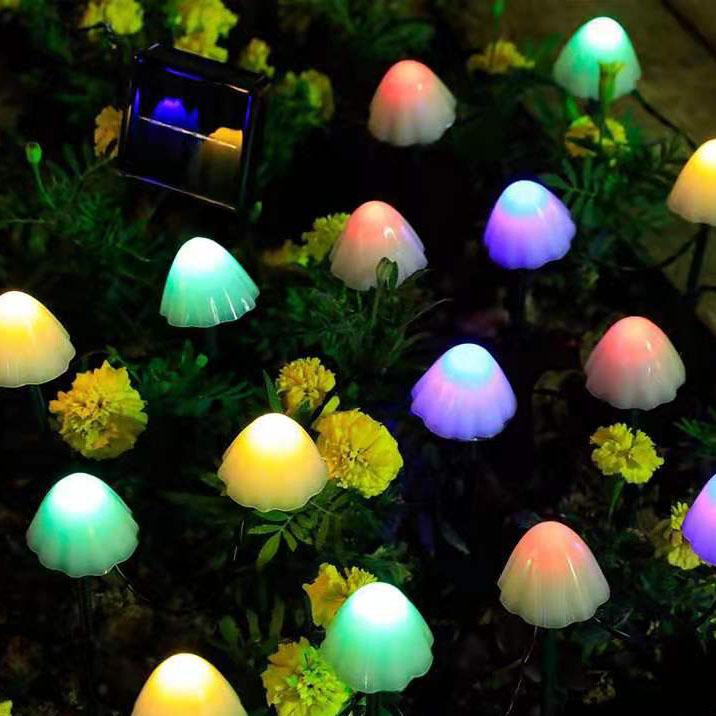 Zeitgenössische kreative Kunststoff-Solar-LED-Pilzlichter Lichterkette für den Außenbereich Patio | Brehn