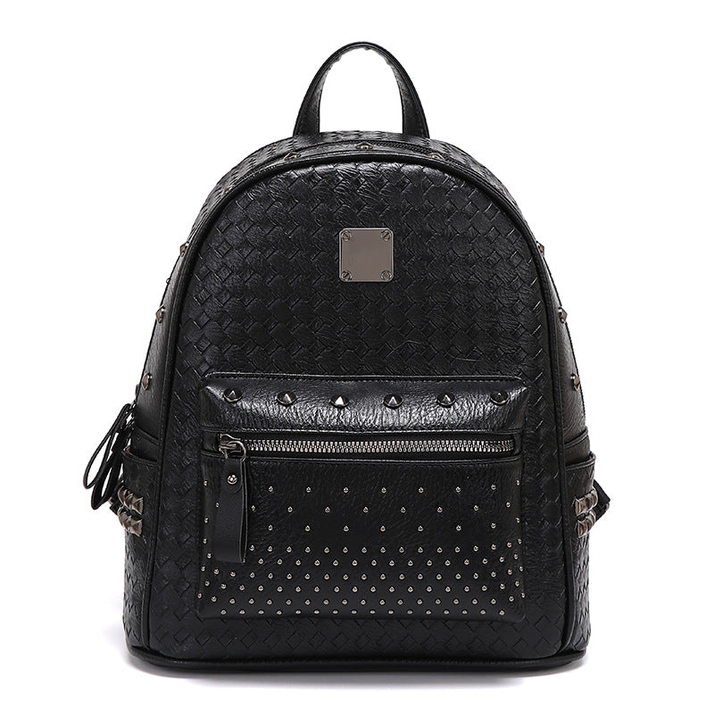 Nieten-Leder-Rucksack Brehn