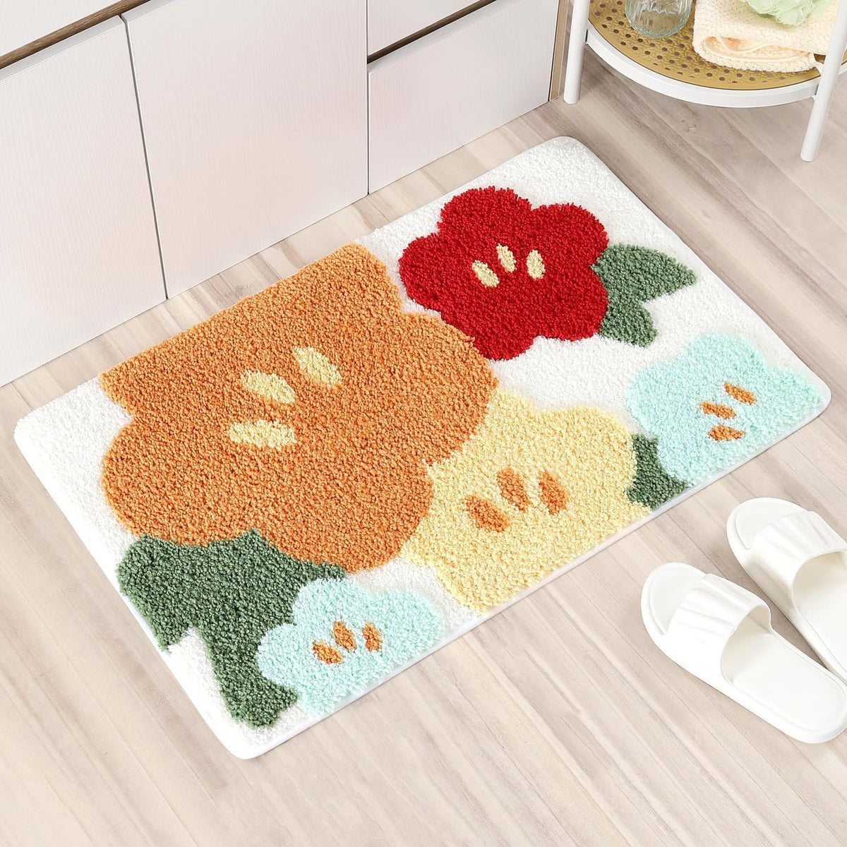 Stylische Blumenmuster-Badematte