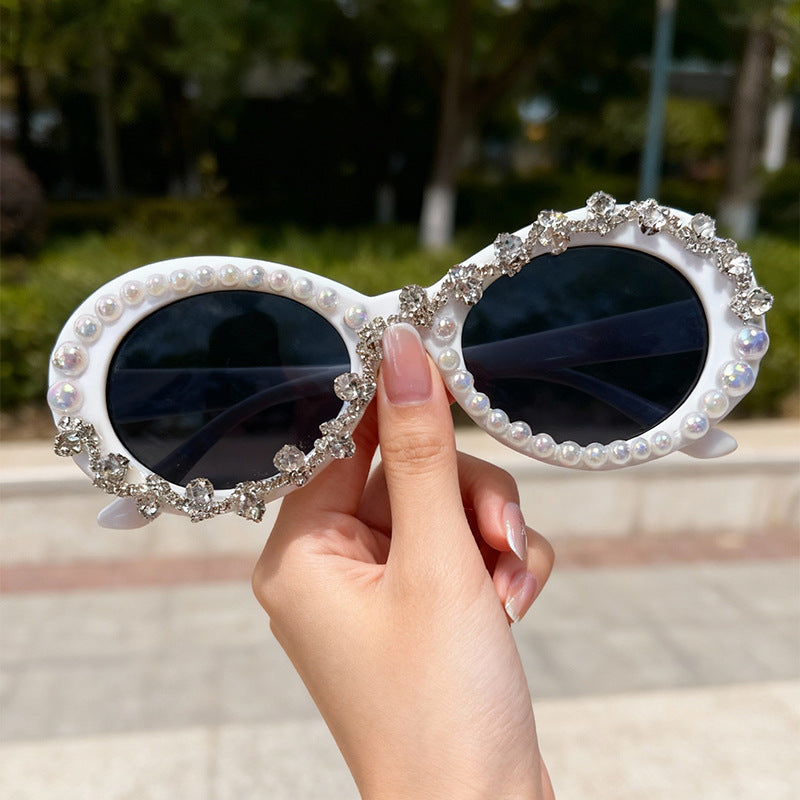 Elegante perlenverzierte Katzenaugen-Sonnenbrille Brehn