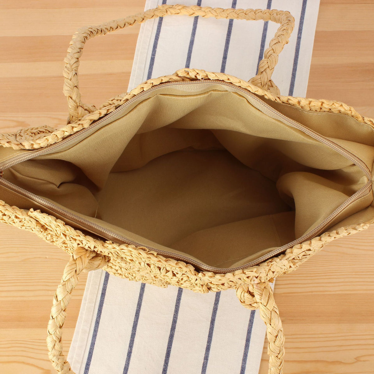 Handgeknüpfte Strandtasche mit Dekorativem Motiv Brehn