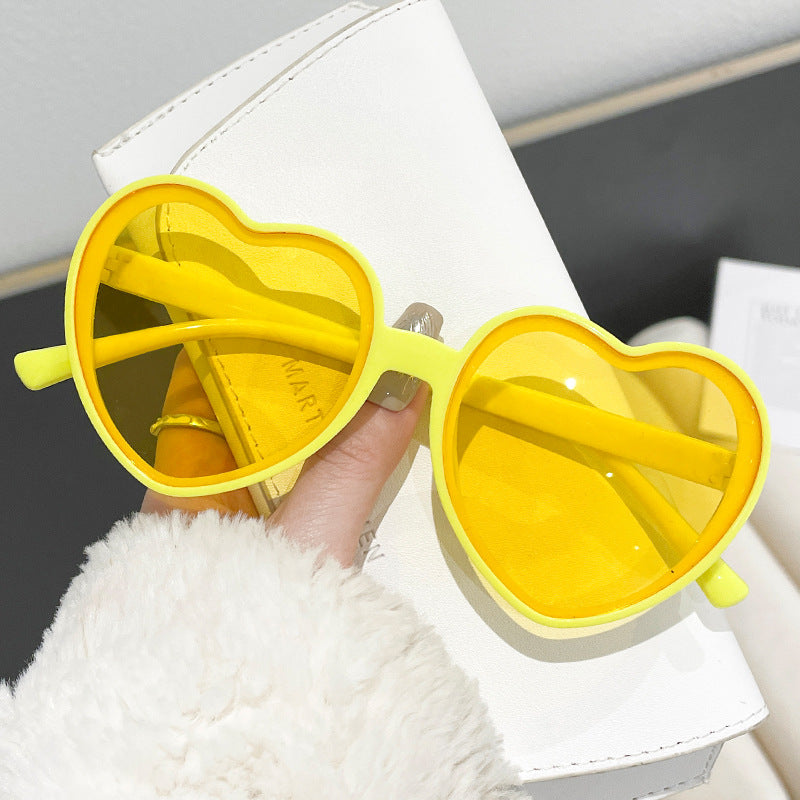 Damen verspielte Herzform Sonnenbrille Brehn