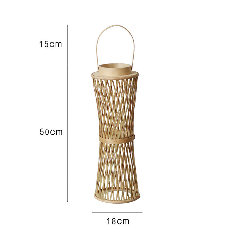 Elegante Laterne aus Rattan Brehn