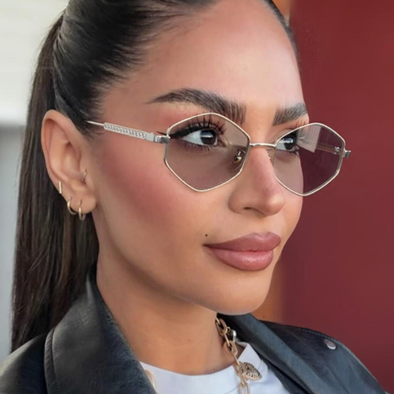 Damen hexagonale Sonnenbrille mit eleganten Metallakzenten und UV-Schutz Brehn