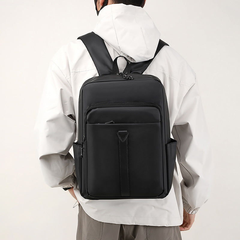 Moderner stylischer Laptop-Rucksack