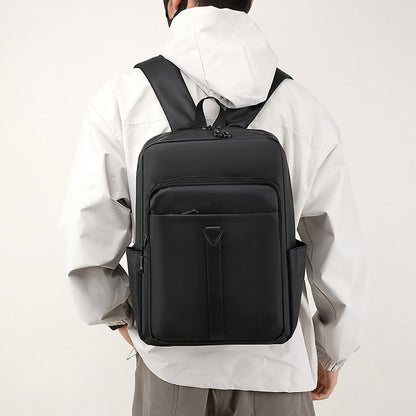 Moderner stylischer Laptop-Rucksack
