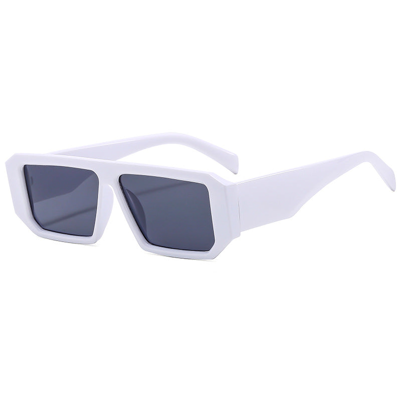 Damen modische Sonnenbrille im auffälligen geometrischen Design Brehn