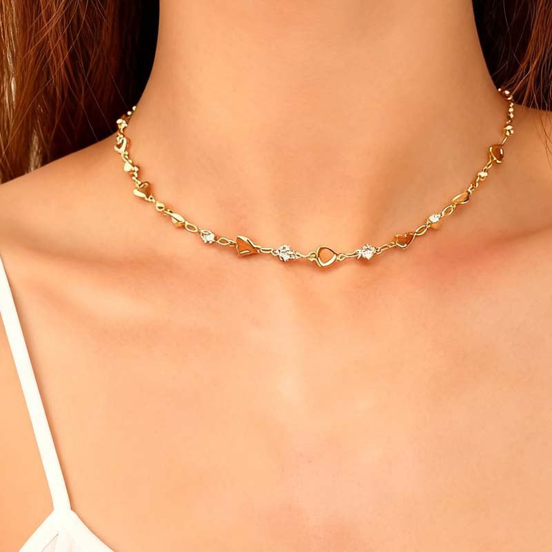 Herzförmiges Edelstein Choker Halskette Brehn
