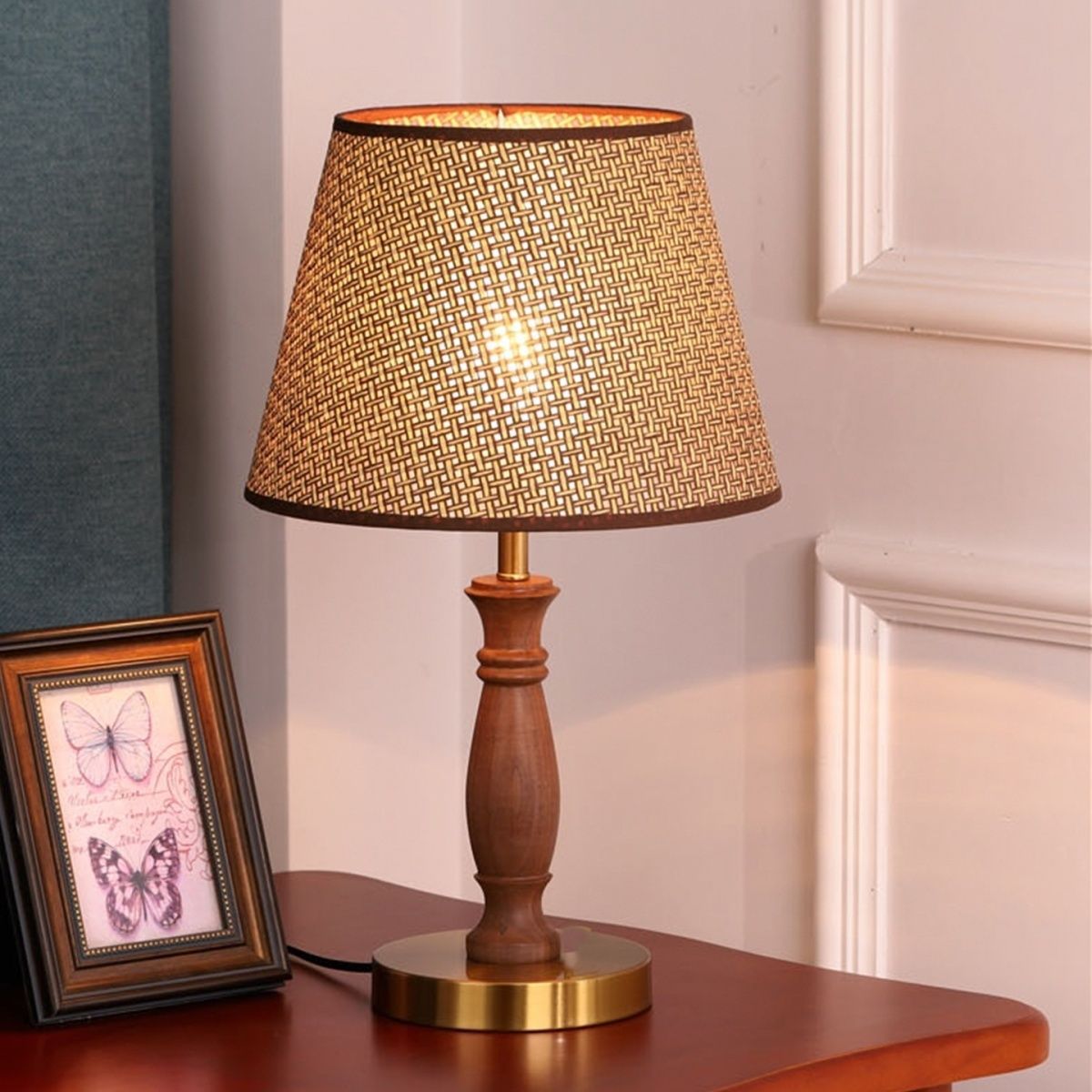 Elegante Texturierte Tischlampe