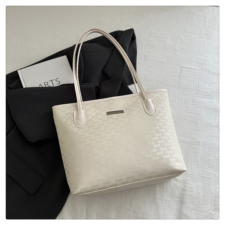 Elegante Texturierte Tragetasche Brehn