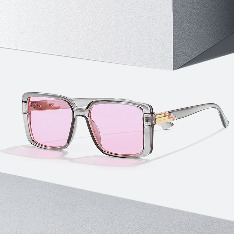 Damen modische quadratische Sonnenbrille mit trendigen Details Brehn