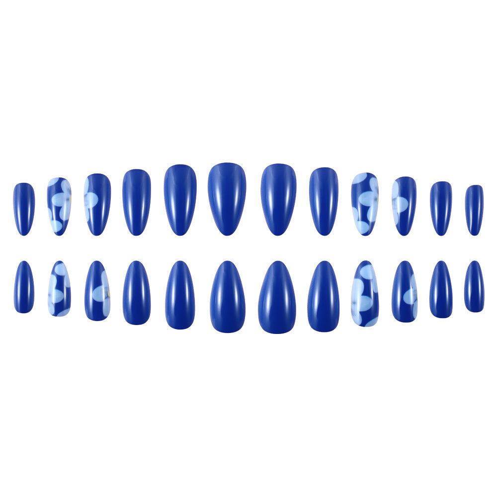 Künstlerisches Floral Nagelset Brehn