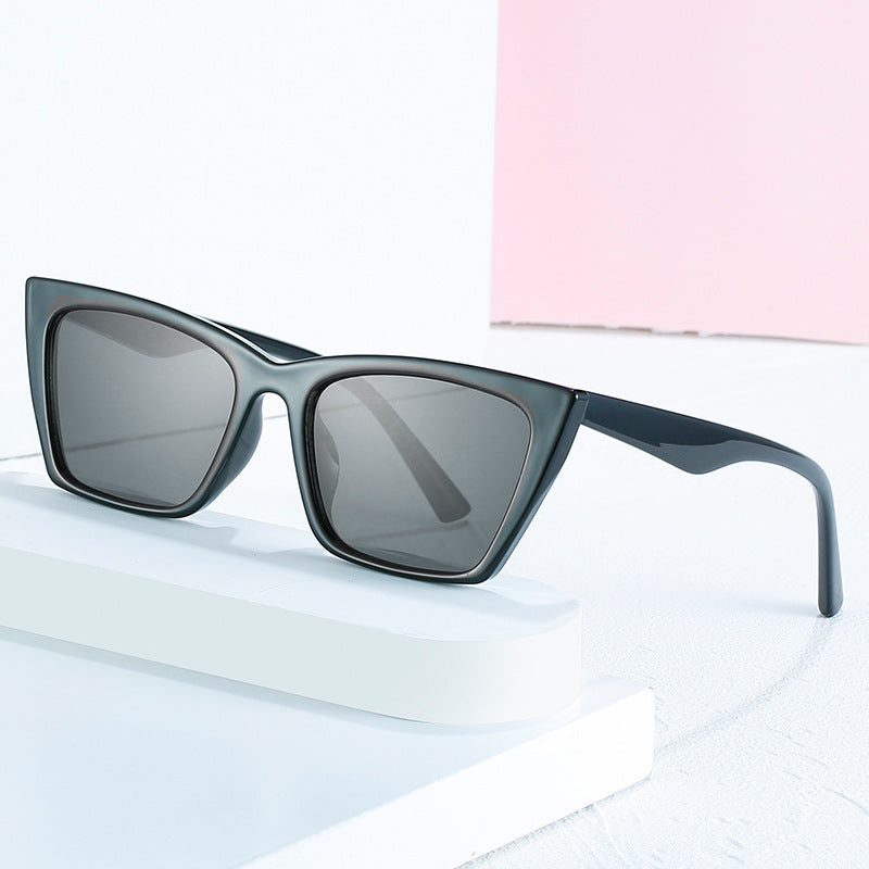 Damen modische geometrische Sonnenbrille mit schützendem UV-Schutz Brehn