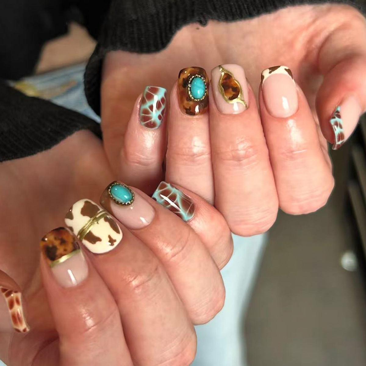 Kreative Kunstnägel mit Tierischem Design Brehn