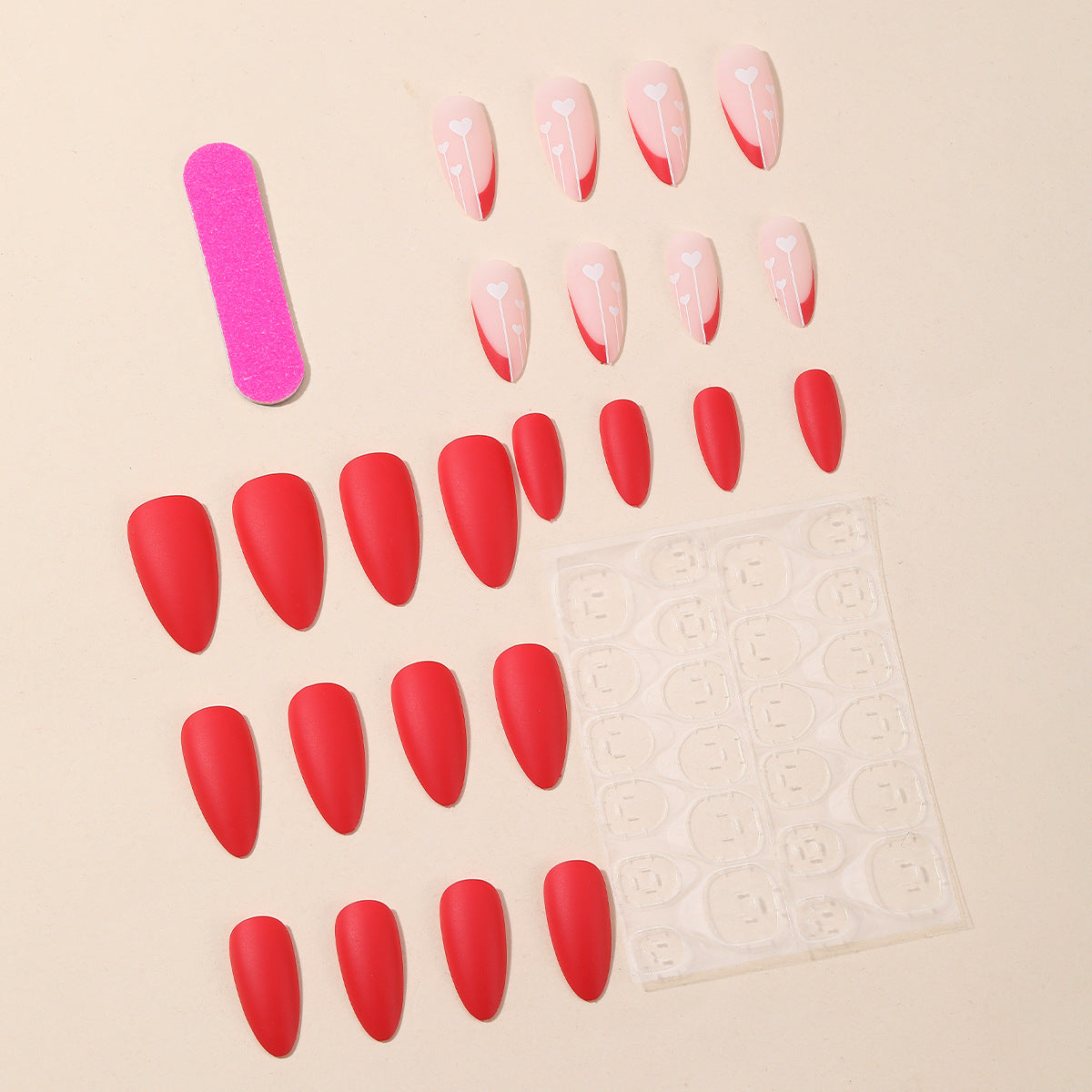 Herz-inspiriertes Acryl-Nail-Art-Design Brehn
