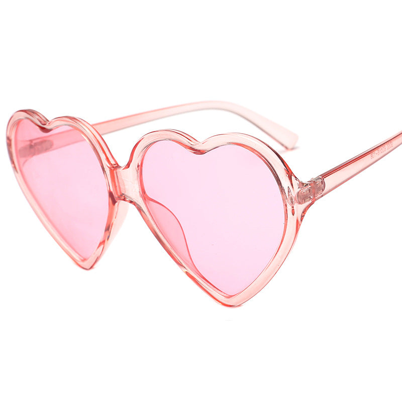 Damen Herzförmige Sonnenbrille mit stylishem Rahmen Brehn