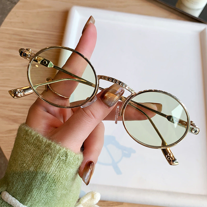 Damen Elegante Sonnenbrille mit filigranen Details Brehn