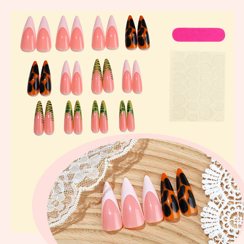 Künstlerisches Stiletto-Nagelset Brehn