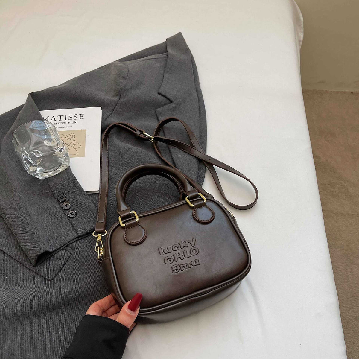 Schlanke strukturierte Mini-Schultertasche Brehn