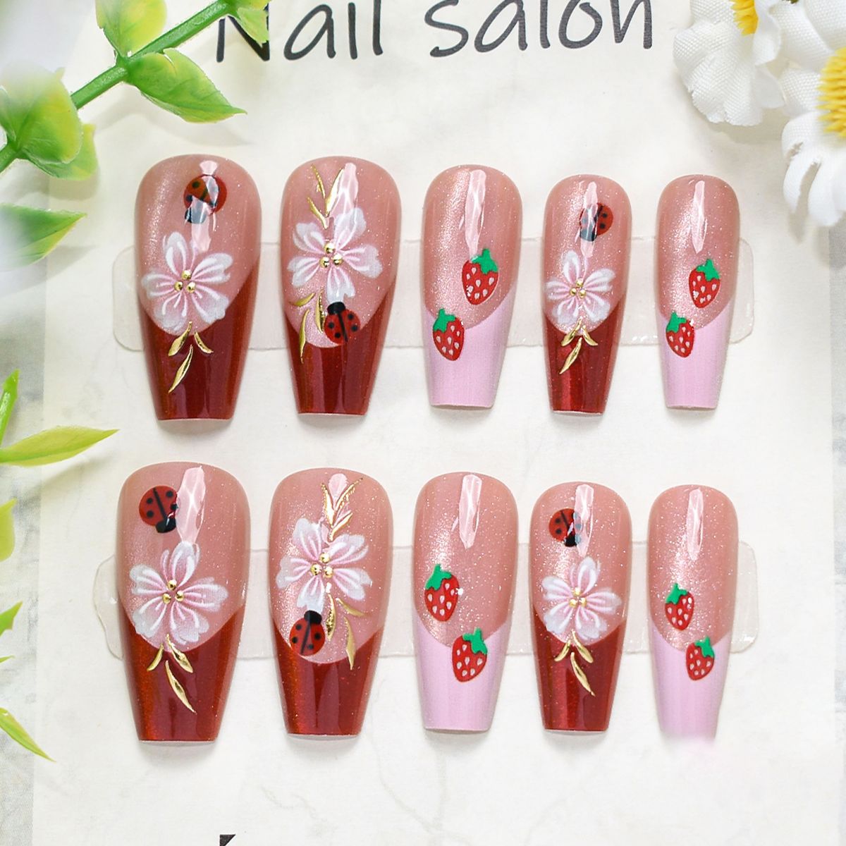 Künstlerisches Press-On-Nagelset mit Kirschblütenmuster Brehn